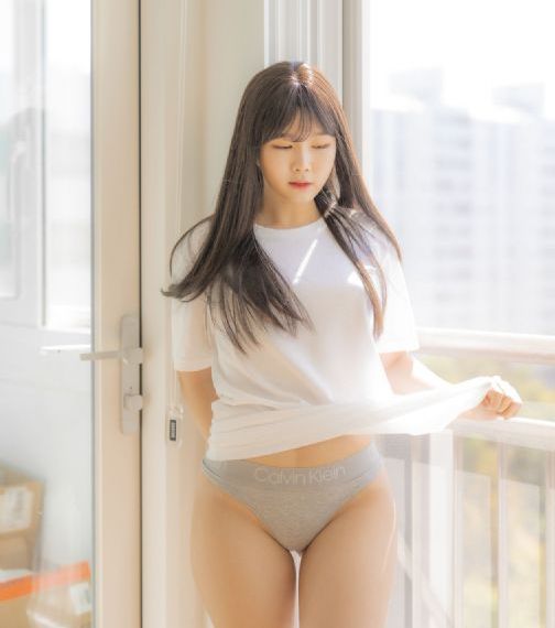 悬崖上的金鱼姬